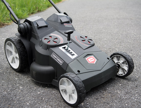 http://i2.wp.com/toolguyd.com/blog/wp-content/uploads/2014/06/Craftsman-40v-mower-side-view.jpg?resize=350%2C200