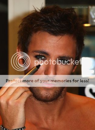 http://i1143.photobucket.com/albums/n627/thedogcody/901513-7-1302530947754_zps44f4b24e.jpg