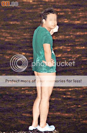 http://i1143.photobucket.com/albums/n627/thedogcody/0629-00407-017b1_zps32c460d3.jpg