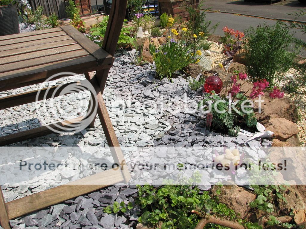 http://i1076.photobucket.com/albums/w443/El_Chaffinch/minecraft/garden%20design/landscaping%20and%20planting/199.jpg