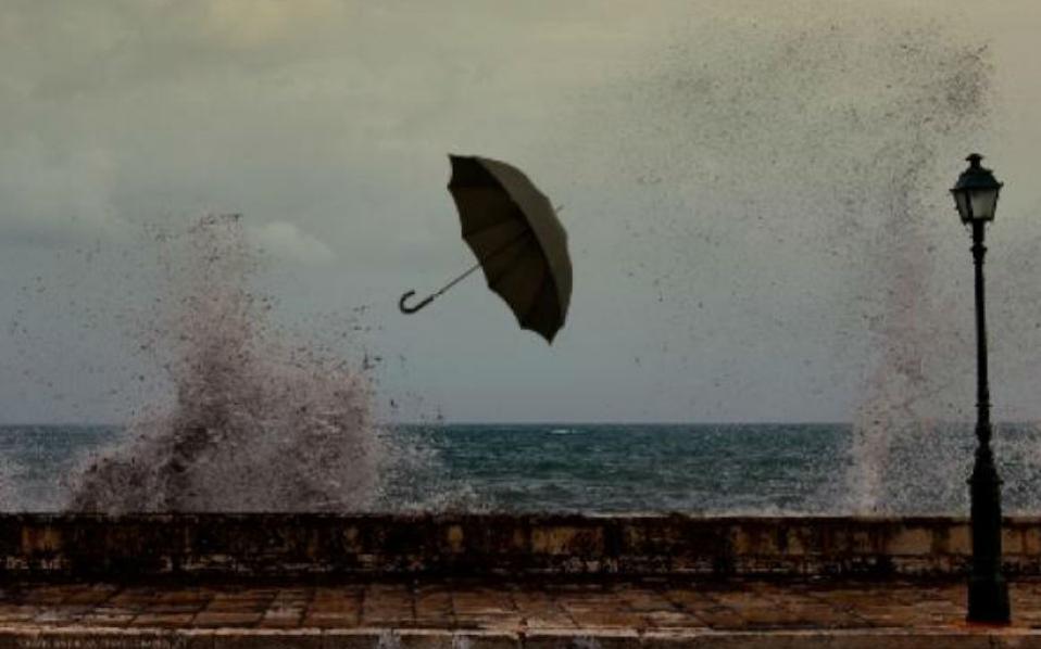 Storms gale-force winds expected across Greece  News  ekathimerinicom