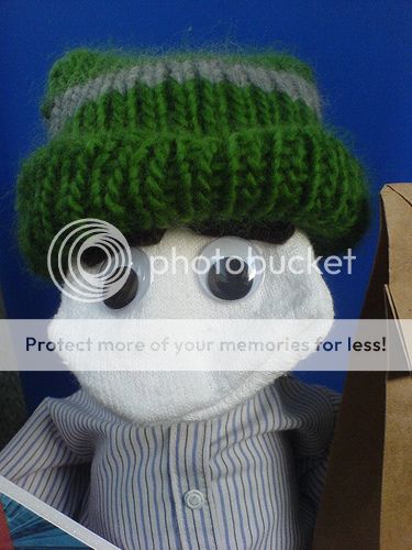 http://i1143.photobucket.com/albums/n627/thedogcody/sock-puppet_zpsc802c2e8.jpg