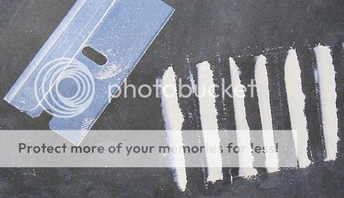 http://i1143.photobucket.com/albums/n627/thedogcody/lines-of-cocaine-flickr-jp-ireland.jpg