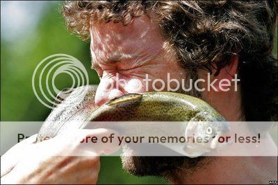 http://i1143.photobucket.com/albums/n627/thedogcody/FishSlap.jpg