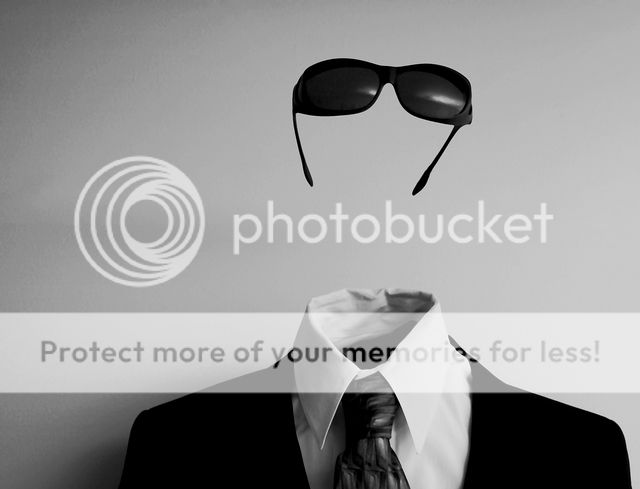 http://i1143.photobucket.com/albums/n627/thedogcody/invisible-man.jpg