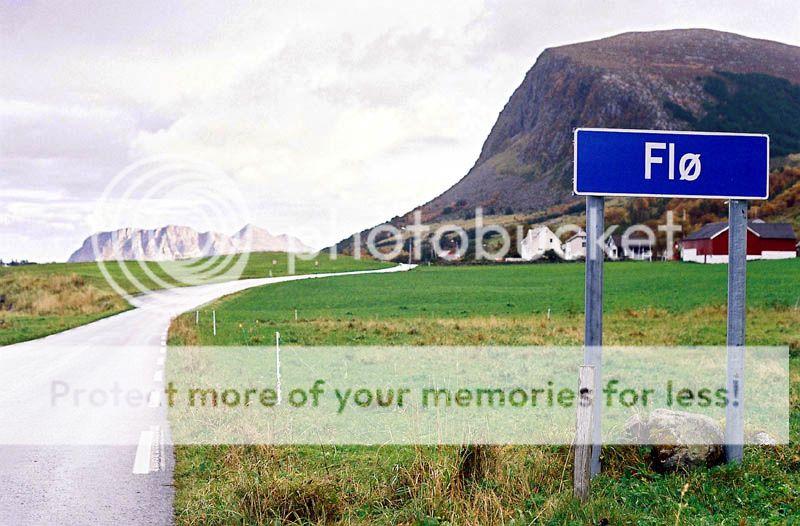http://i1143.photobucket.com/albums/n627/thedogcody/flo_sign.jpg