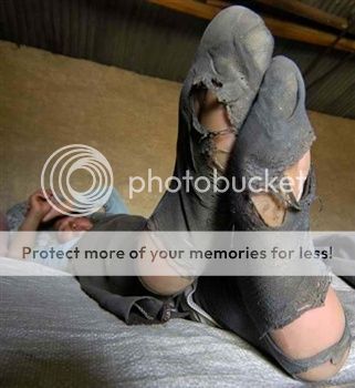 http://i1143.photobucket.com/albums/n627/thedogcody/chineselaborerholeysocks.jpg