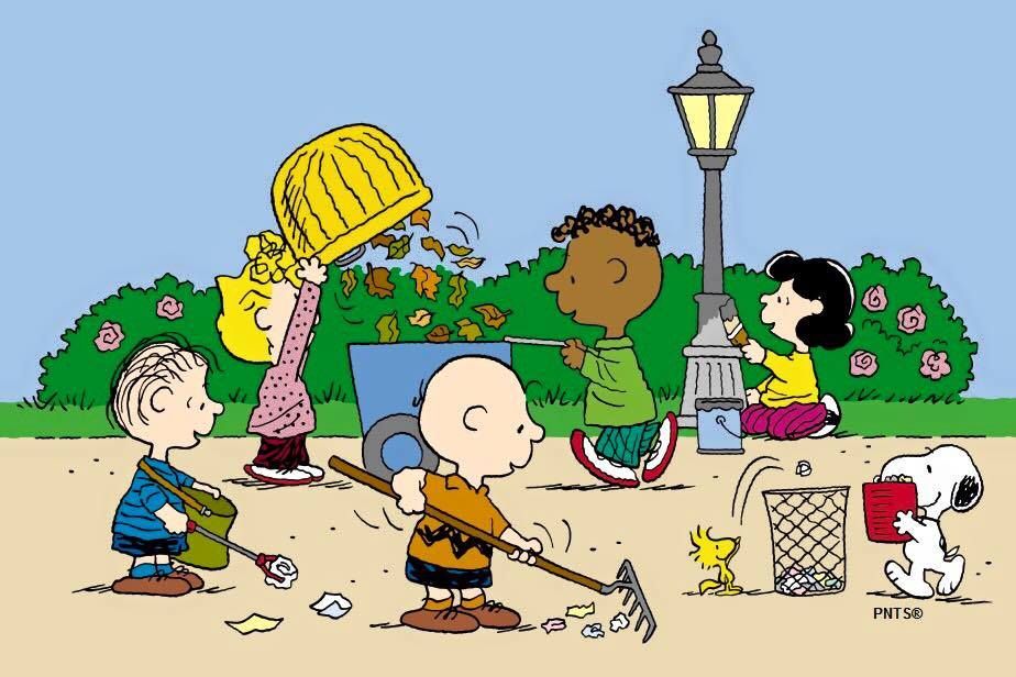 Cleaning up the park  Snoopy pictures Charlie brown and snoopy Snoopy  cartoon