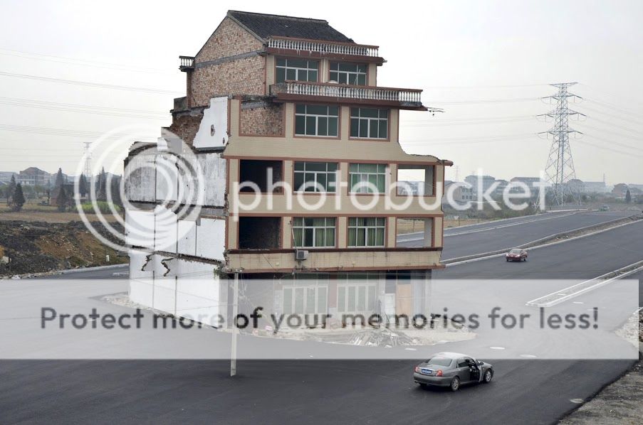 http://i1143.photobucket.com/albums/n627/thedogcody/Chinahouse.jpg
