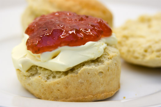 http://www.reallynicerecipes.com/recipes/cakes_biscuits/sconesFP.jpg