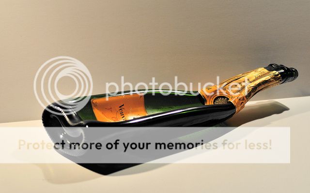 http://i1143.photobucket.com/albums/n627/thedogcody/5995092463_0501b1d83c_z.jpg