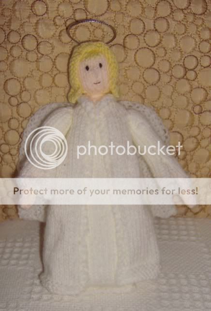 http://i1131.photobucket.com/albums/m551/lilylouise1/january5th2010-frostypics004.jpg