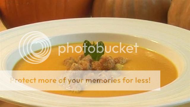 http://i1143.photobucket.com/albums/n627/thedogcody/how-to-make-pumpkin-soup.jpg