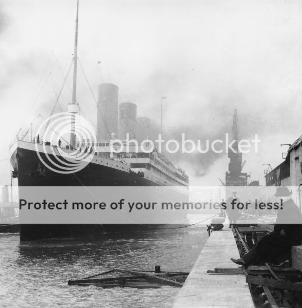 http://i1143.photobucket.com/albums/n627/thedogcody/Sailing2BDay.jpg