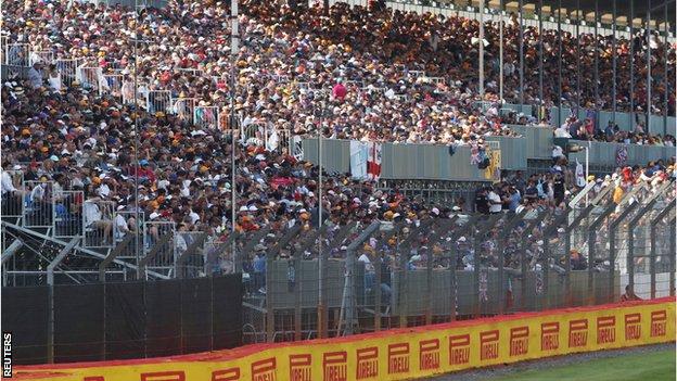 Silverstone crowd