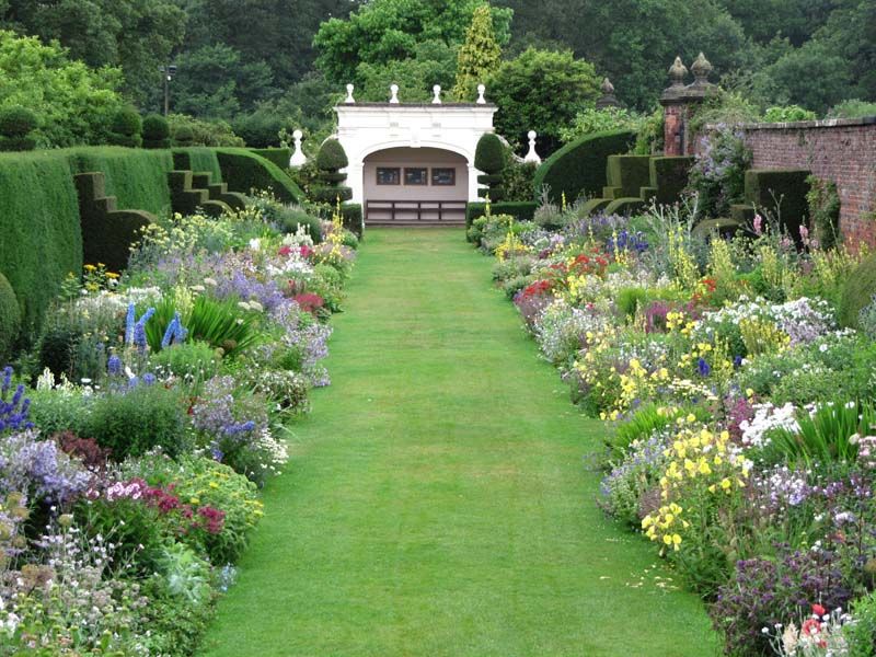 Arley Hall herbaceous border  Arley hall Cottage garden British garden