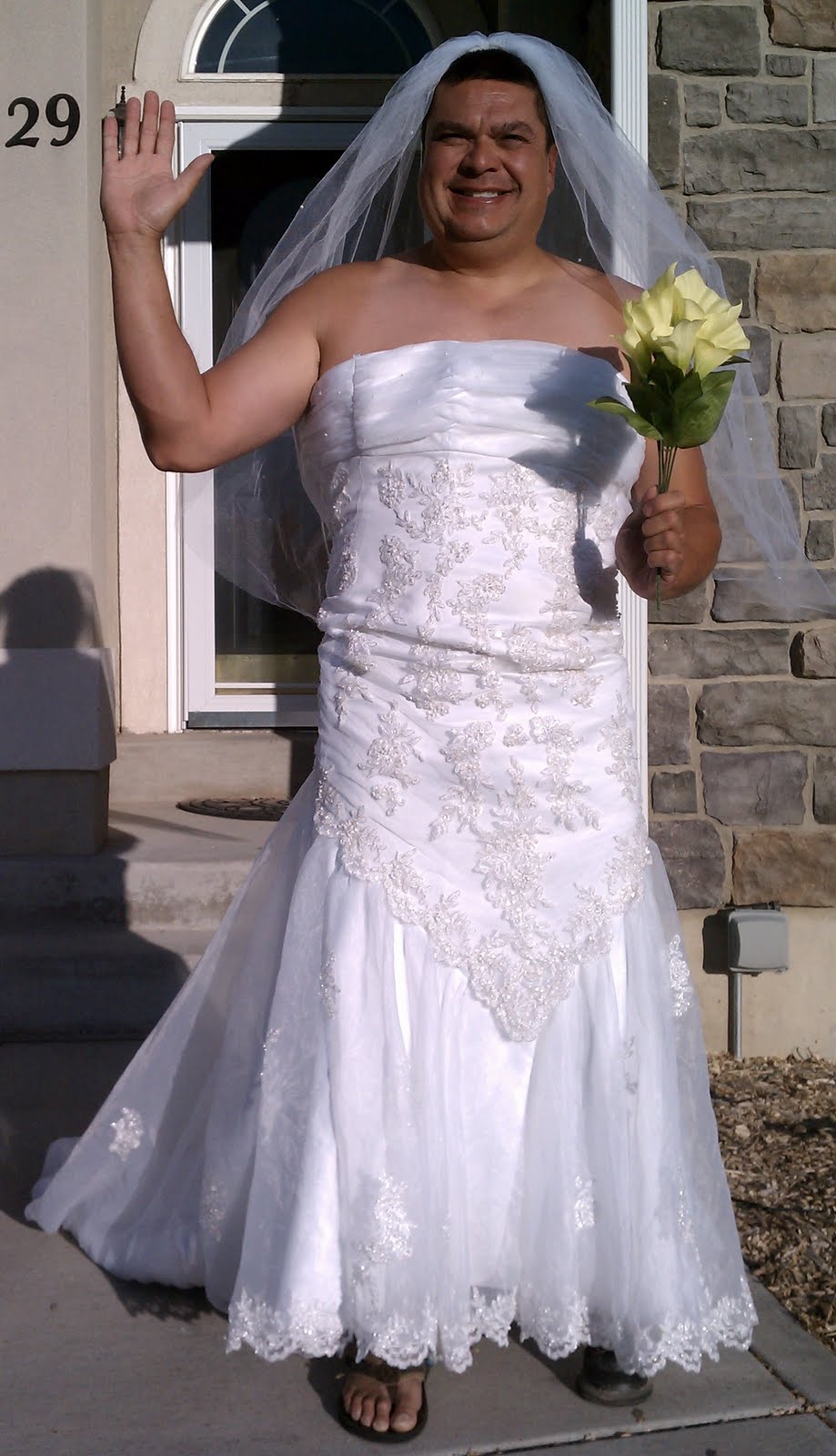 https://elysianhunter.files.wordpress.com/2012/06/dude-wedding-dress.jpg